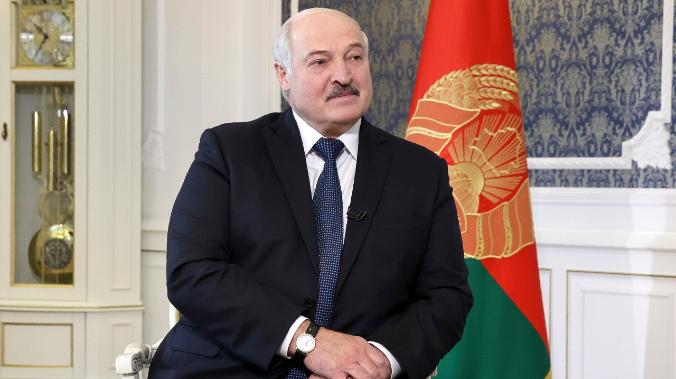 Лукашенко заявил об отсутствии планов у Белоруссии нападать на Украину