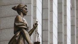 Военный за деньги «ставил под удар» корабли ЧФ