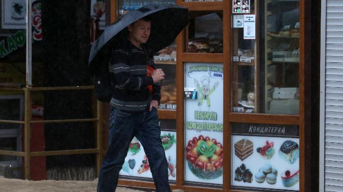 В Крым идут проливные дожди