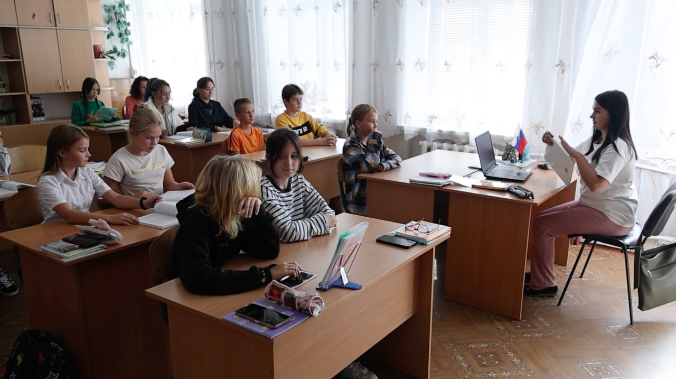 Путин дал поручения по поддержке русского языка