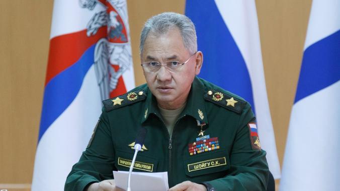 Сергей Шойгу подверг критике работу московского военкомата