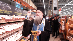 К Пасхе готовы: магазины Севастополя продают освящённые куличи
