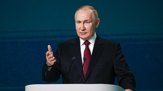 Путин: от развития технологий зависит суверенитет страны
