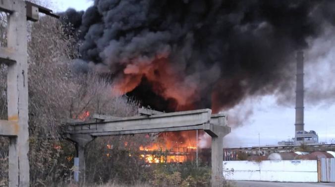 Пожар на предприятии в Белгородской области локализован