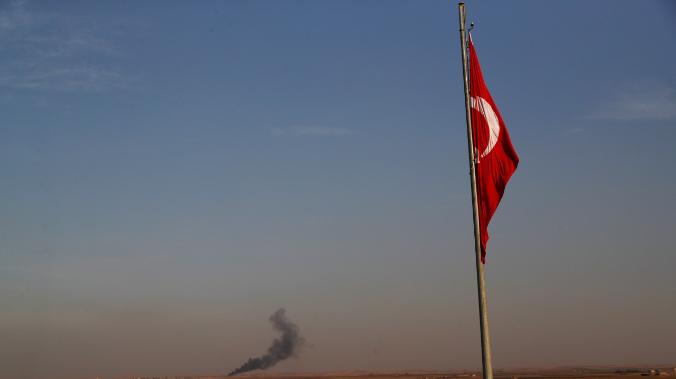 Турецкий КПП на границе с Сирией подвергся ракетному обстрелу