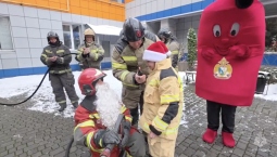 Пожарные Севастополя исполнили мечту 11-летнего Данила
