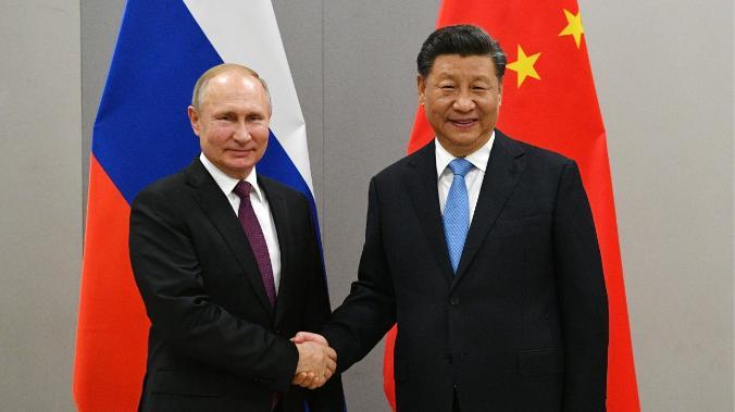 Forbes: Россия и Китай воспользуются провалом обсуждения военного бюджета США
