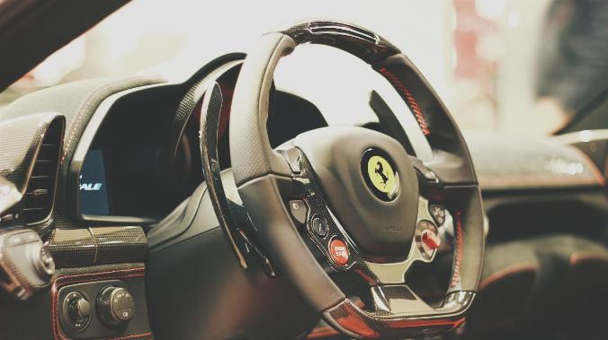 Первый электромобиль Ferrari выпустят в 2025 году