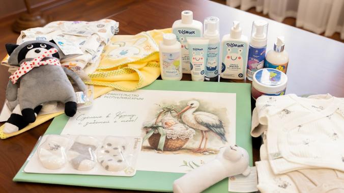 В Крыму новорождённым будут дарить детские комплекты