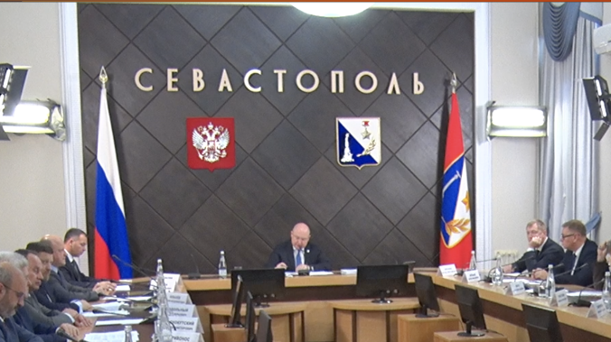 Освещение в Севастополе будут включать с 6 утра