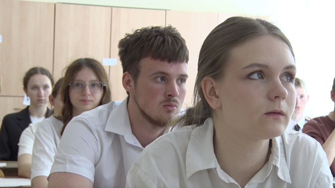 Более 200 севастопольских выпускников пересдают ЕГЭ