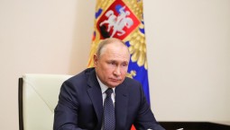 Путин поздравил нового верховного лидера Ирана