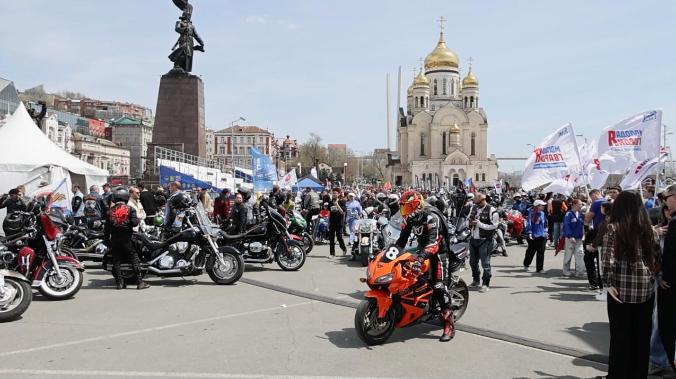 Байкеры на старте: во Владивостоке открылся мотосезон