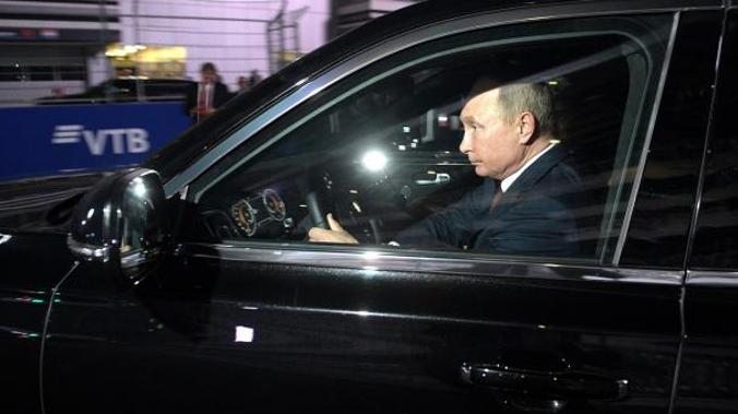 Песков: Владимир Путин не откажется от покупки нового «Москвича»