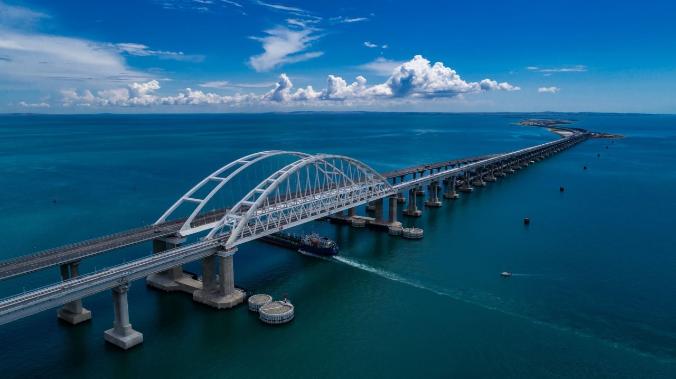 Украина ввела новые санкции против России из-за Крымского моста