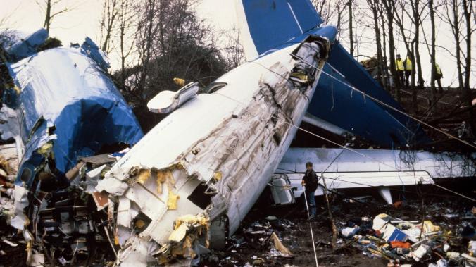 В Китае упал пассажирский Boeing 737. На борту находилось 132 человека