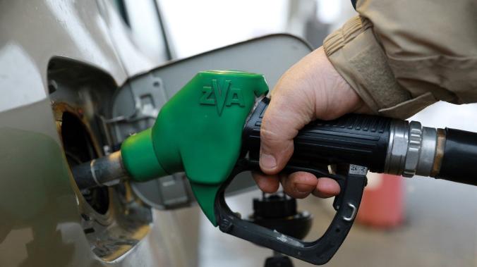 Правительство России нашло способ снизить стоимость бензина