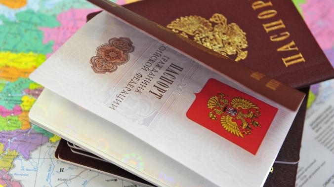 Более 735 тысяч иностранцев получили гражданство России в 2021 году