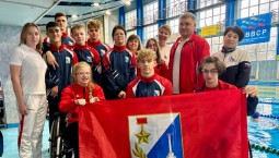 Константин Дорофеев завоевал 5 медалей по плаванию