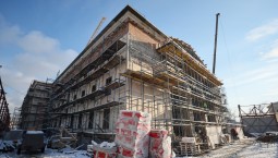 В Мариуполе на 65% выполнили ремонт драмтеатра