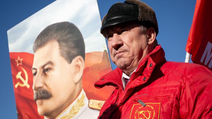 Коммунисты намерены создать в Нижегородской области крупнейший «Сталин-центр»