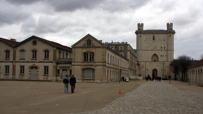 Французские военные осудили запрет россиянам посещать Венсенский замок