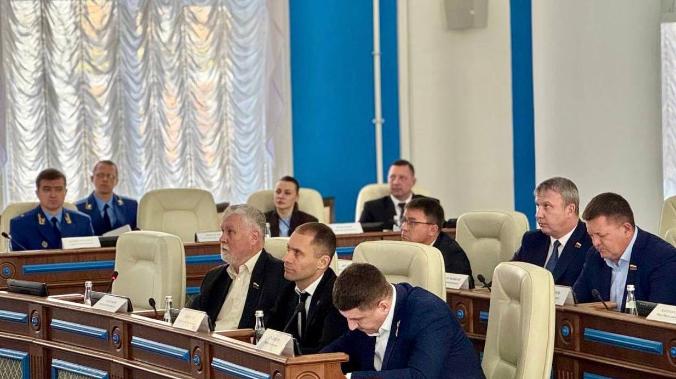 В Севастополе приняли в первом чтении бюджет ОМС 