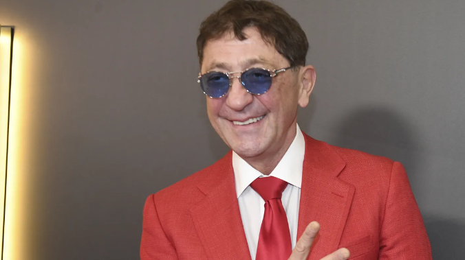Певец Григорий Лепс устроил драку в баре