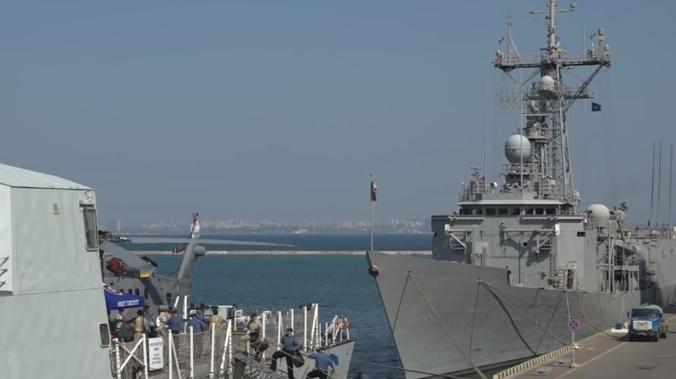 Морская армада НАТО движется к Крыму 