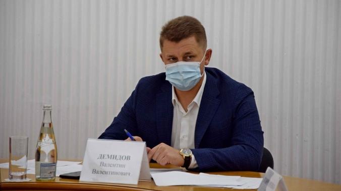 В администрации Симферополя проведут кадровую оптимизацию подразделений и департаментов