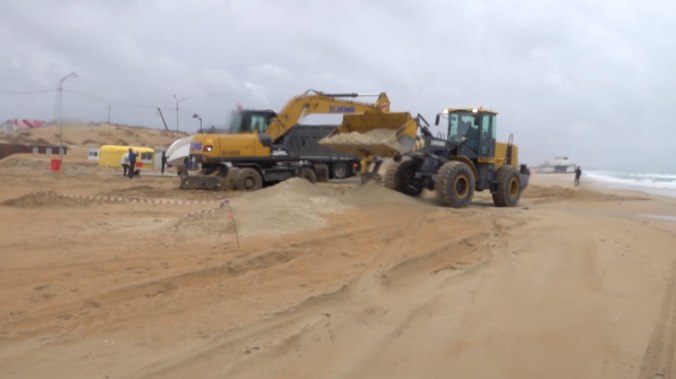 Пострадавшие от мазута пляжи Анапы откроют к 1 июня