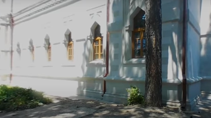 В Симферополе завершают реконструкцию караимской кенассы