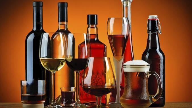 Россияне выпили по 11 литров крепкого алкоголя на человека в 2021 году
