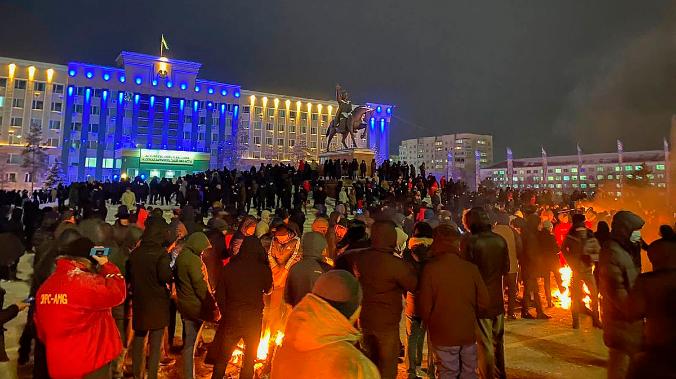 В столице Казахстана проходят протесты