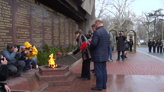 Севастополь почтил подвиг блокадного Ленинграда