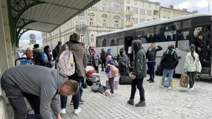 Украинские беженцы все больше раздражают поляков