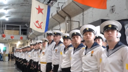 76-й выпуск ЧВВМУ им. Нахимова впервые прошел в подземном музее Балаклавы