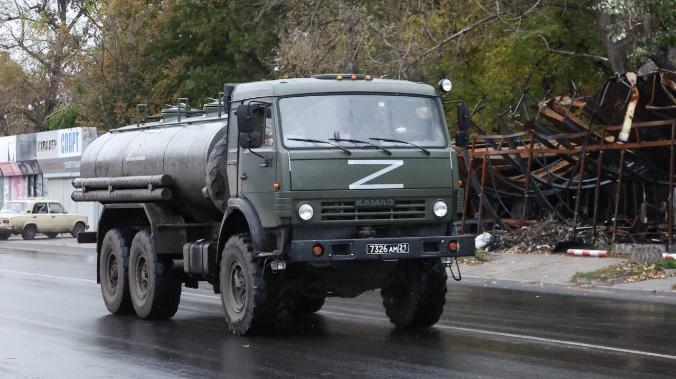 Власти Херсонской области ввели запрет на вывоз спецтехники и грузовиков 