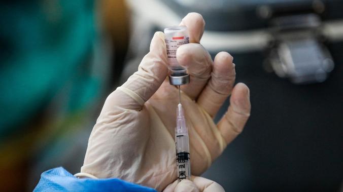 В России среди вакцинированных граждан разыграли денежные призы
