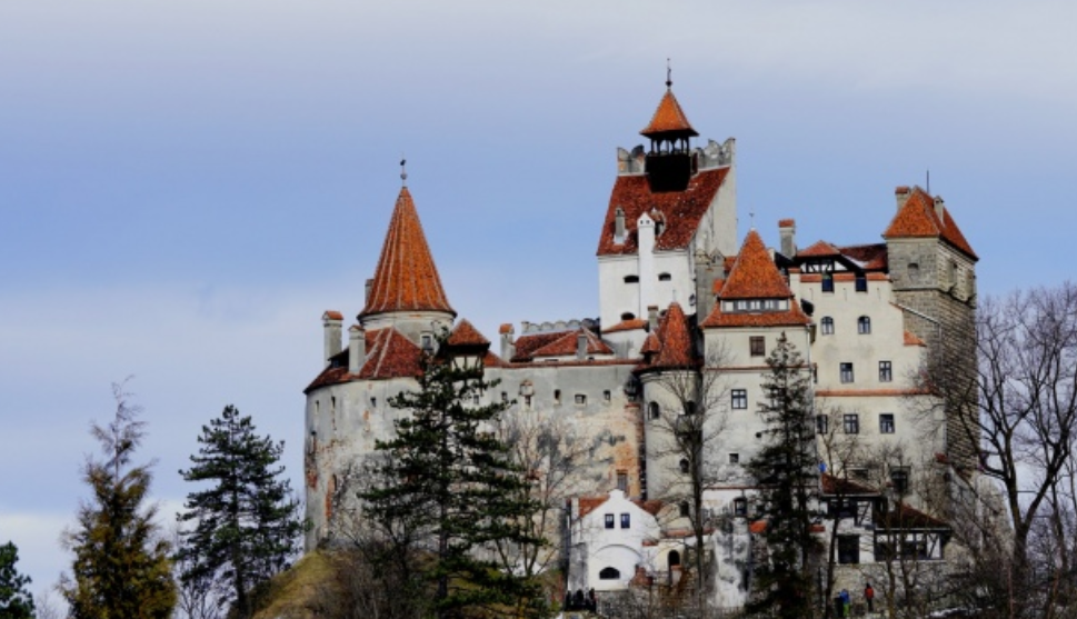 Замок Дракулы. История Влада Цепеша и большая Экскурсия по крепости! Добро Пожал