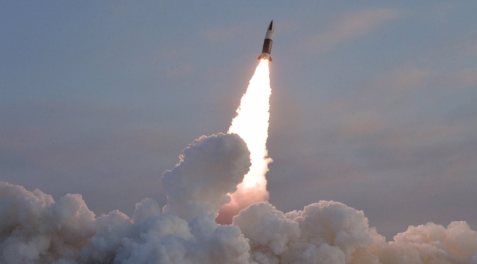 Власти КНДР заявили об успешном испытании тактических ракет