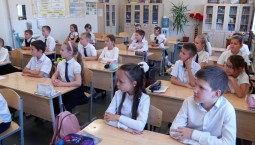 Развожаев: к опозданиям в школу после атак ВСУ надо быть лояльнее