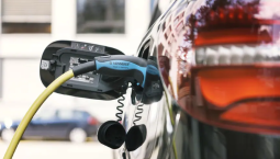 Правительство выделило 1,3 млрд рублей на строительство электрозаправок