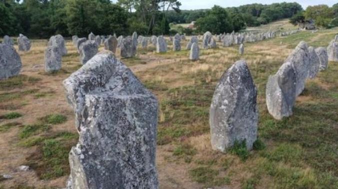 Огромный древний комплекс из 500 стоячих камней обнаружен в Испании