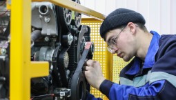 В Крыму сражаются за звание лучшего автомеханика