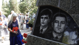 В Севастополе почтили память 118 моряков, погибших на подлодке «Курск»