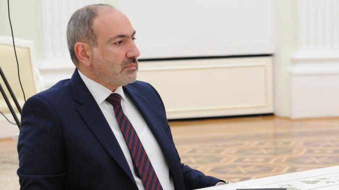 Никол Пашинян предложил поручить контроль над границей Армении российской армии 