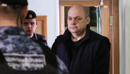 Экс-глава Курской области Смирнов признал вину в суде