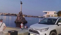 Водитель заплатит штраф за парковку на Приморском бульваре