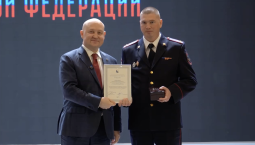 Михаил Развожаев поблагодарил полицейских за службу